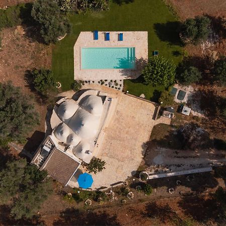 Appartamento Trullo Tarantini con piscina privata Latiano Esterno foto