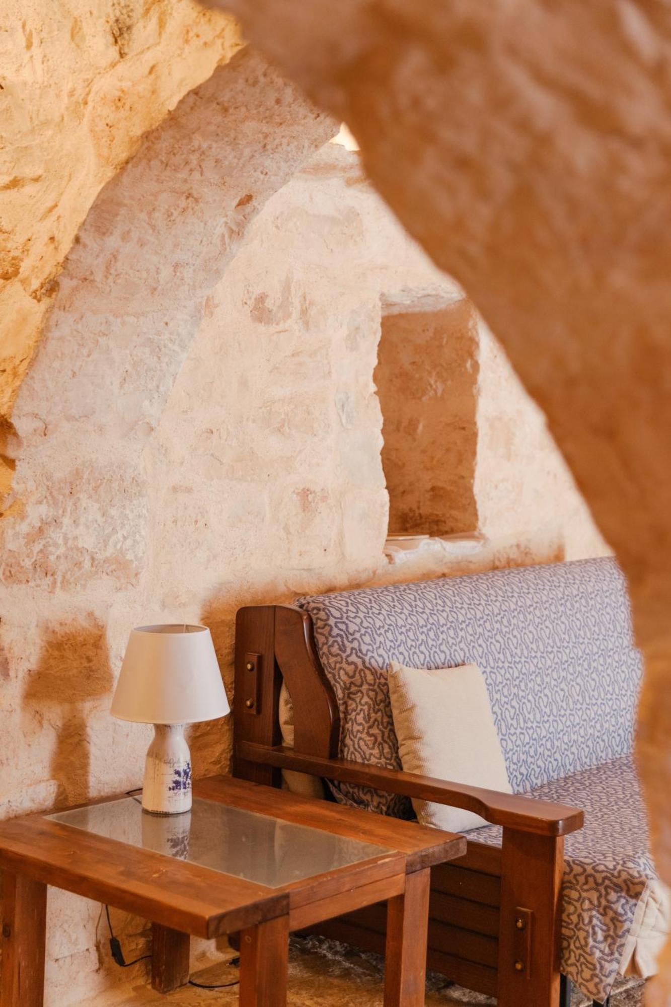 Appartamento Trullo Tarantini con piscina privata Latiano Esterno foto