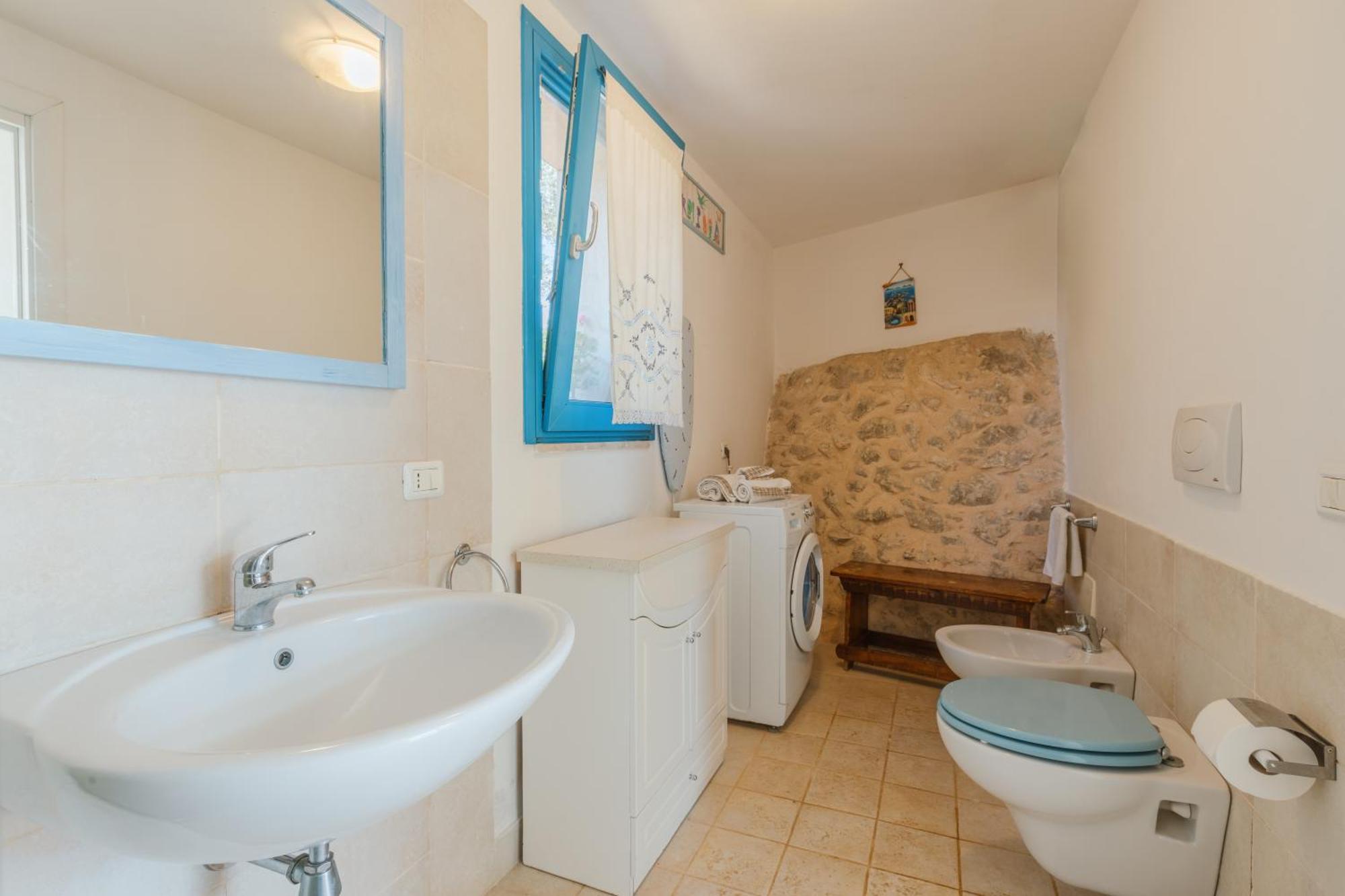 Appartamento Trullo Tarantini con piscina privata Latiano Esterno foto