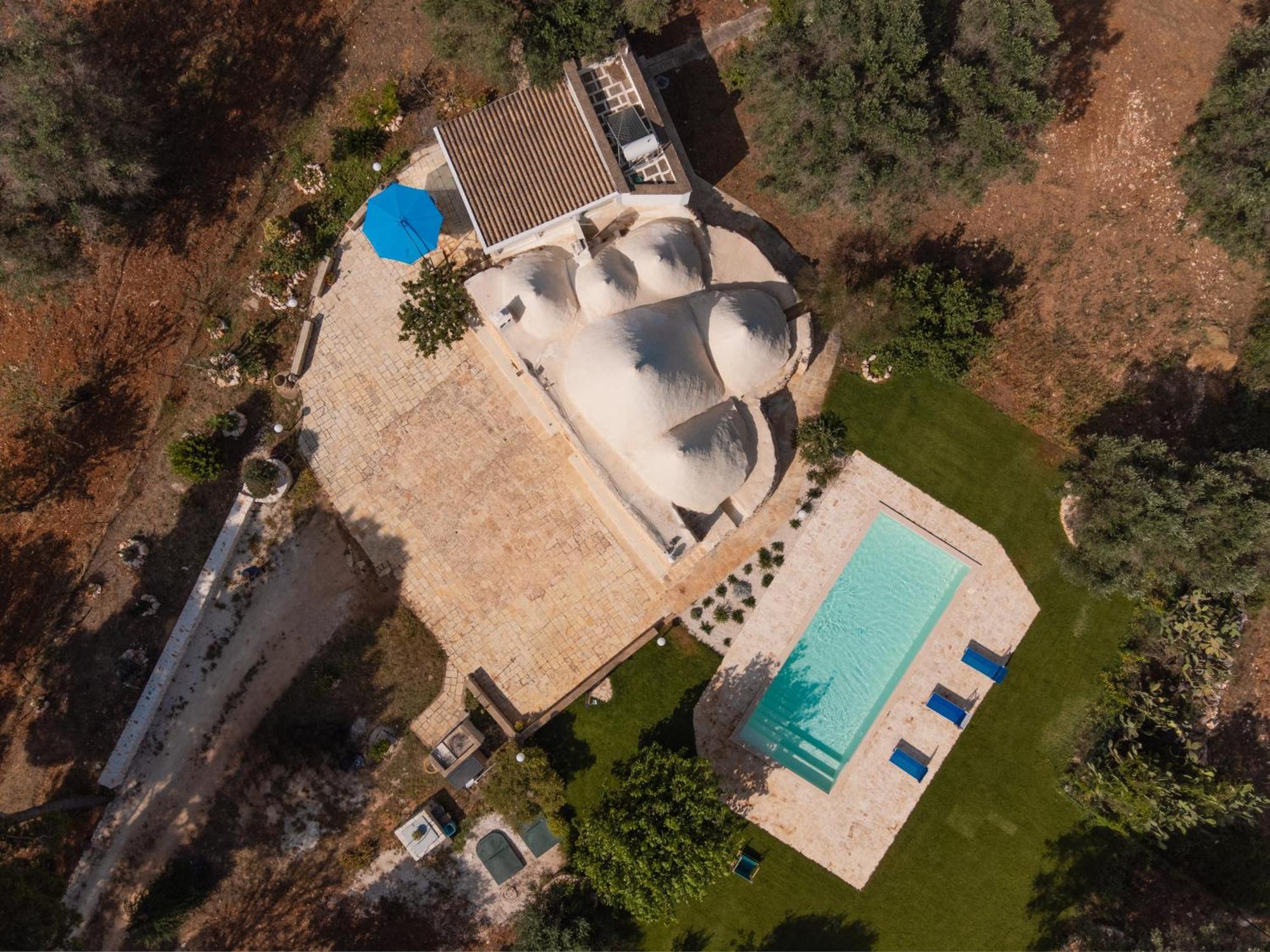 Appartamento Trullo Tarantini con piscina privata Latiano Esterno foto